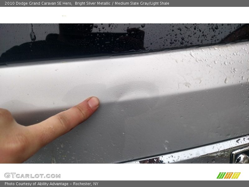 Bright Silver Metallic / Medium Slate Gray/Light Shale 2010 Dodge Grand Caravan SE Hero