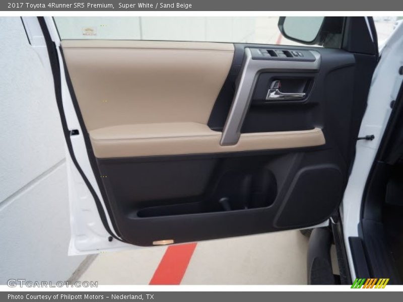 Super White / Sand Beige 2017 Toyota 4Runner SR5 Premium