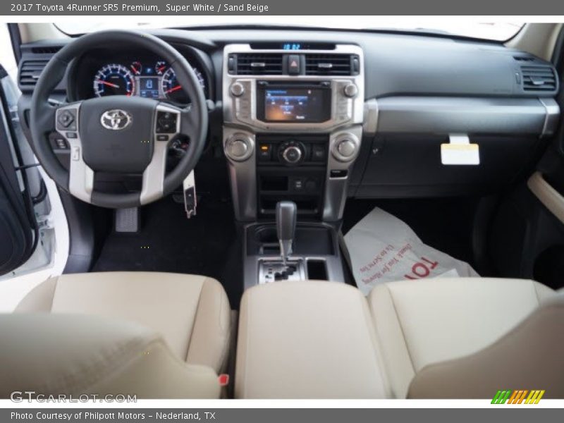 Super White / Sand Beige 2017 Toyota 4Runner SR5 Premium