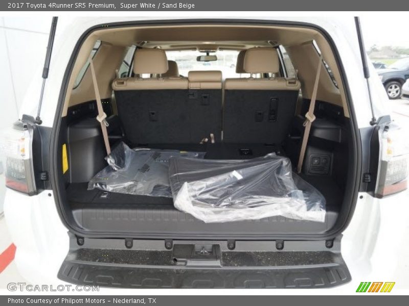 Super White / Sand Beige 2017 Toyota 4Runner SR5 Premium