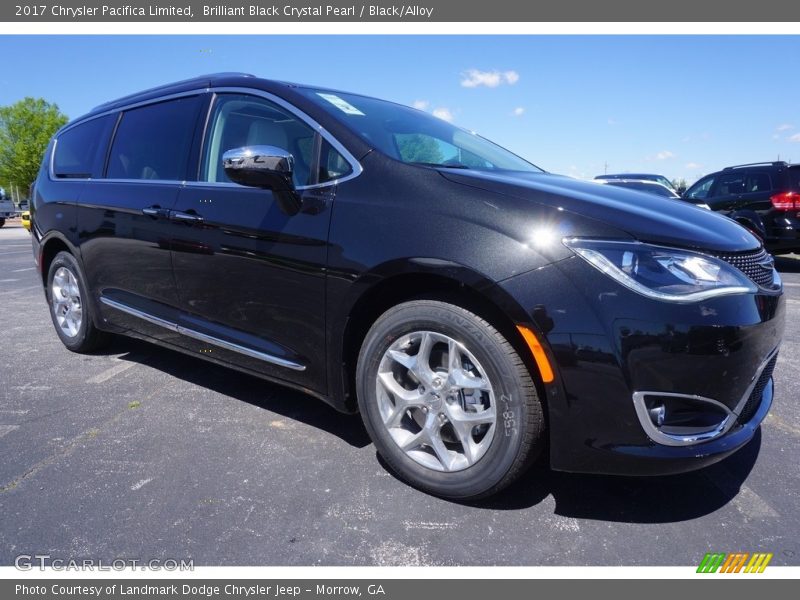 Brilliant Black Crystal Pearl / Black/Alloy 2017 Chrysler Pacifica Limited