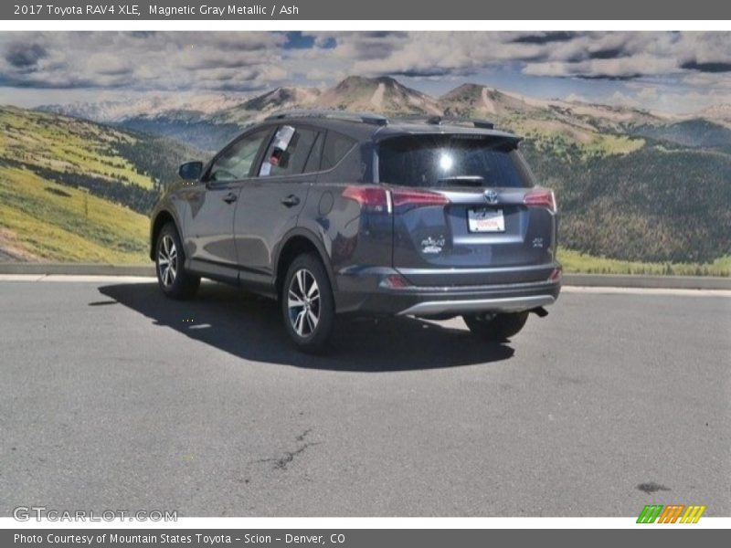 Magnetic Gray Metallic / Ash 2017 Toyota RAV4 XLE