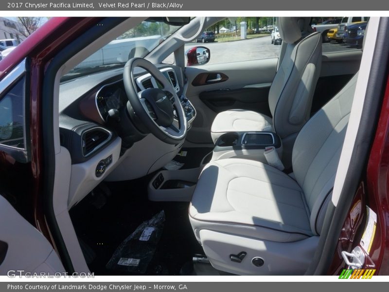 Velvet Red Pearl / Black/Alloy 2017 Chrysler Pacifica Limited