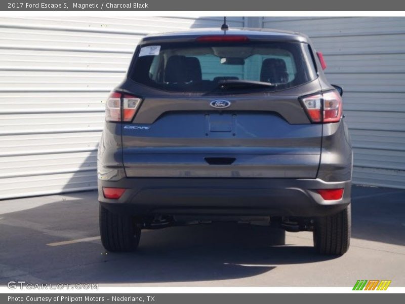 Magnetic / Charcoal Black 2017 Ford Escape S