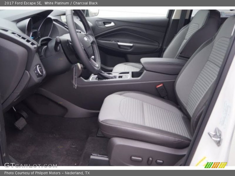 White Platinum / Charcoal Black 2017 Ford Escape SE