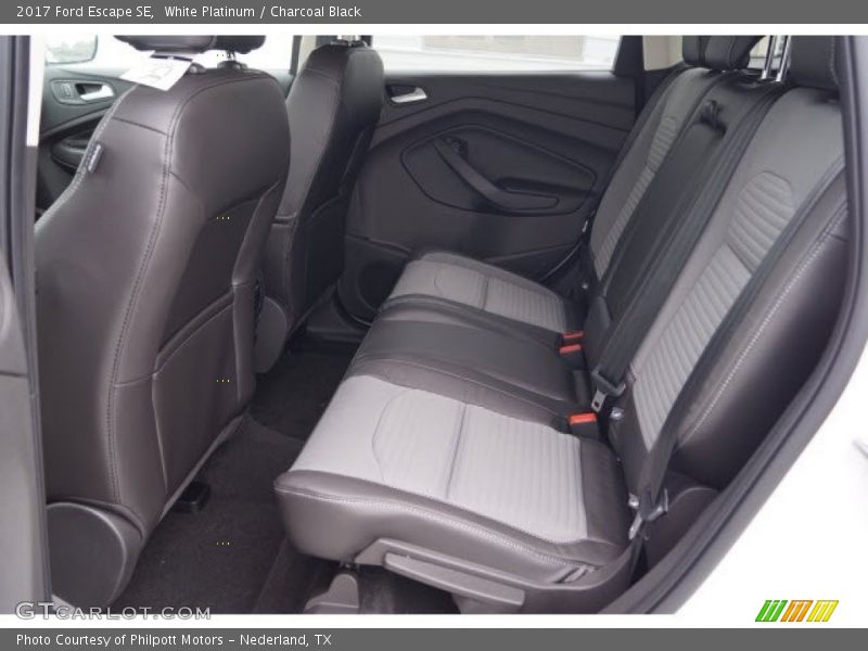 White Platinum / Charcoal Black 2017 Ford Escape SE