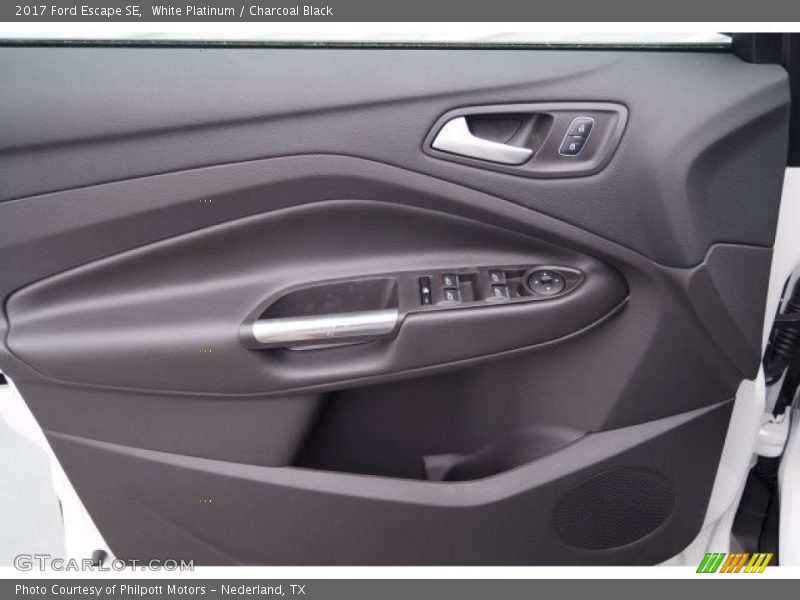 White Platinum / Charcoal Black 2017 Ford Escape SE