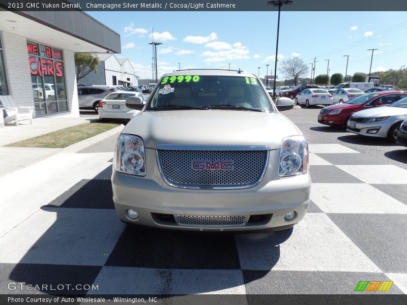 Champagne Silver Metallic / Cocoa/Light Cashmere 2013 GMC Yukon Denali