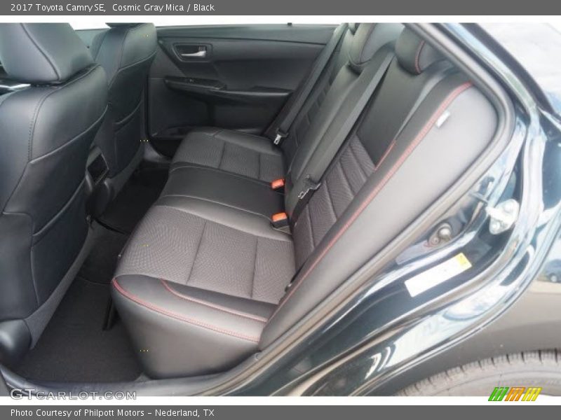 Cosmic Gray Mica / Black 2017 Toyota Camry SE