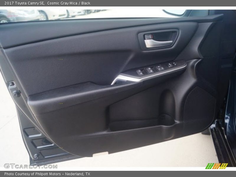 Cosmic Gray Mica / Black 2017 Toyota Camry SE