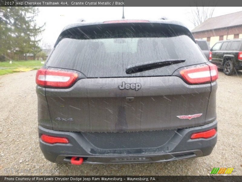 Granite Crystal Metallic / Black 2017 Jeep Cherokee Trailhawk 4x4