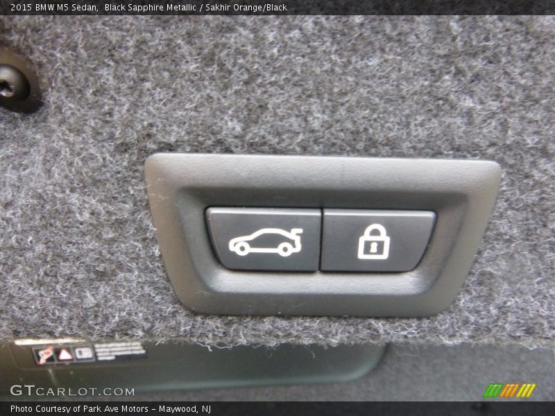 Black Sapphire Metallic / Sakhir Orange/Black 2015 BMW M5 Sedan