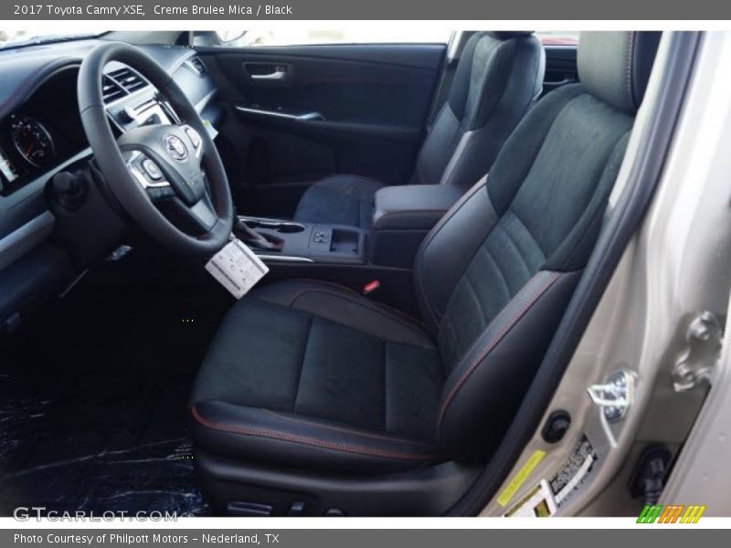 Creme Brulee Mica / Black 2017 Toyota Camry XSE