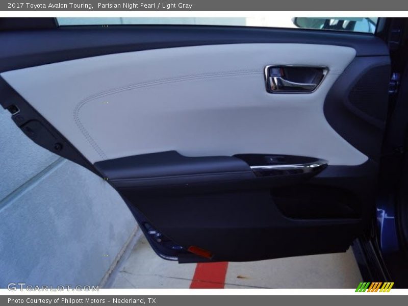 Parisian Night Pearl / Light Gray 2017 Toyota Avalon Touring