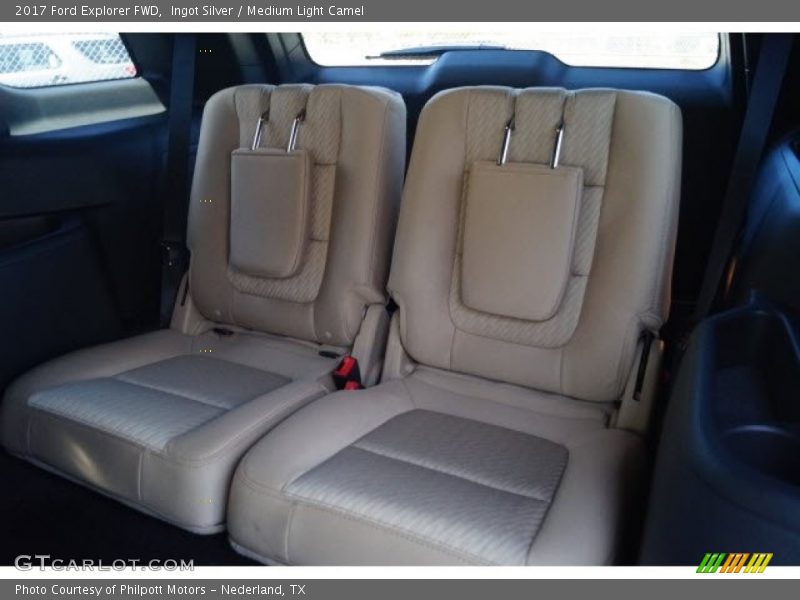 Ingot Silver / Medium Light Camel 2017 Ford Explorer FWD
