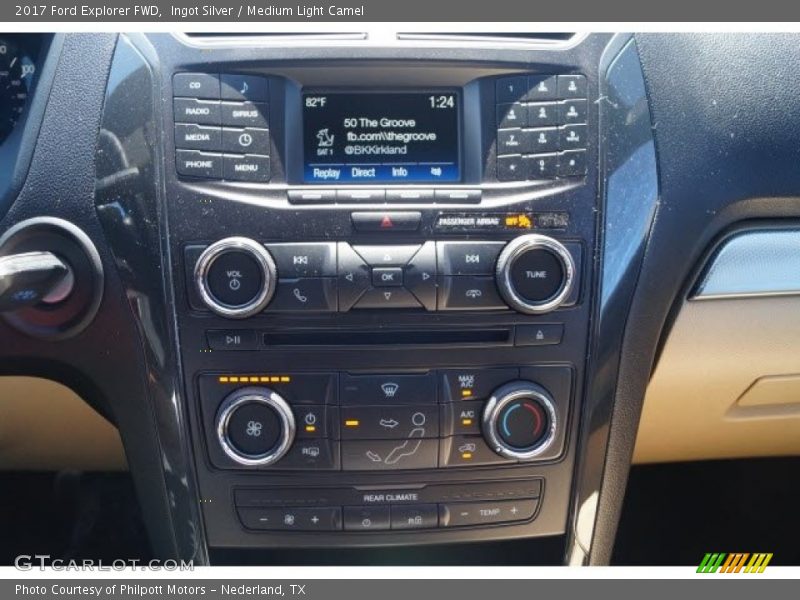 Ingot Silver / Medium Light Camel 2017 Ford Explorer FWD