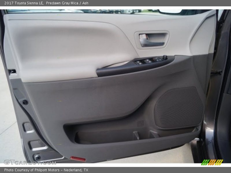 Predawn Gray Mica / Ash 2017 Toyota Sienna LE