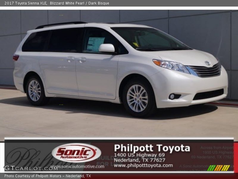 Blizzard White Pearl / Dark Bisque 2017 Toyota Sienna XLE
