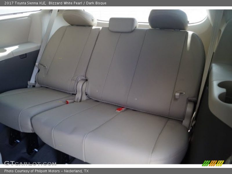 Blizzard White Pearl / Dark Bisque 2017 Toyota Sienna XLE