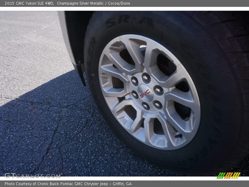 Champagne Silver Metallic / Cocoa/Dune 2015 GMC Yukon SLE 4WD