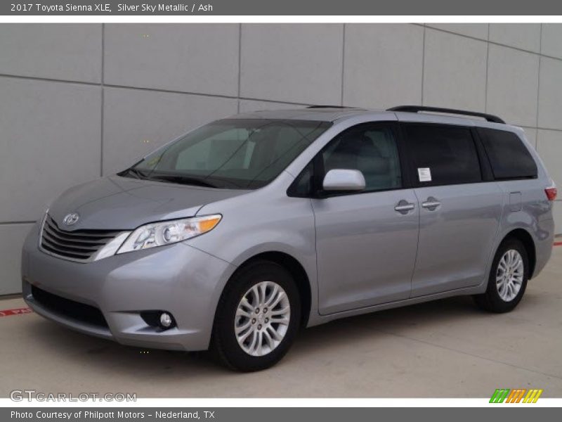 Silver Sky Metallic / Ash 2017 Toyota Sienna XLE