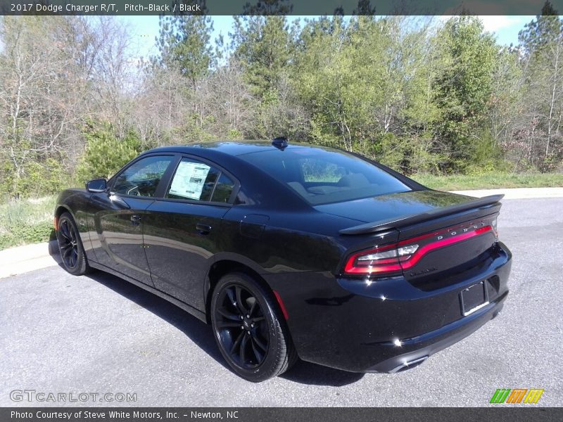 Pitch-Black / Black 2017 Dodge Charger R/T