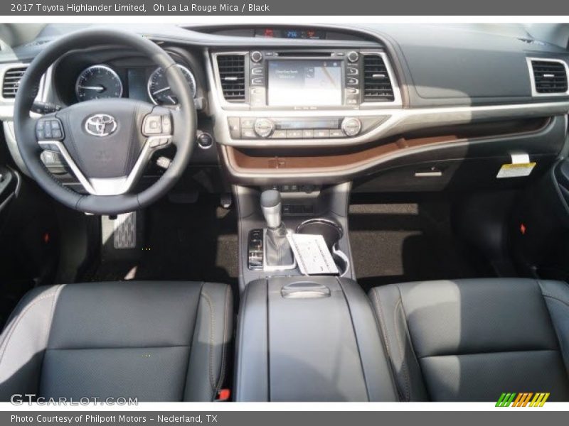 Oh La La Rouge Mica / Black 2017 Toyota Highlander Limited
