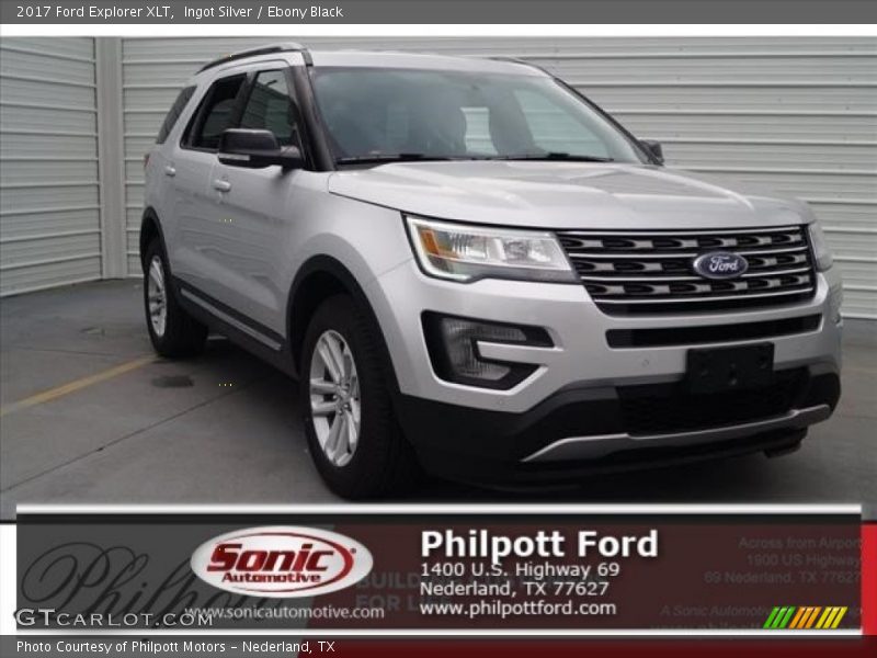 Ingot Silver / Ebony Black 2017 Ford Explorer XLT