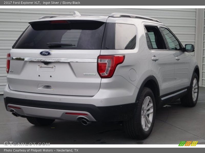 Ingot Silver / Ebony Black 2017 Ford Explorer XLT