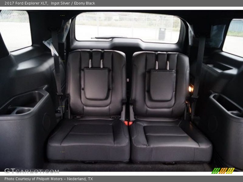 Ingot Silver / Ebony Black 2017 Ford Explorer XLT