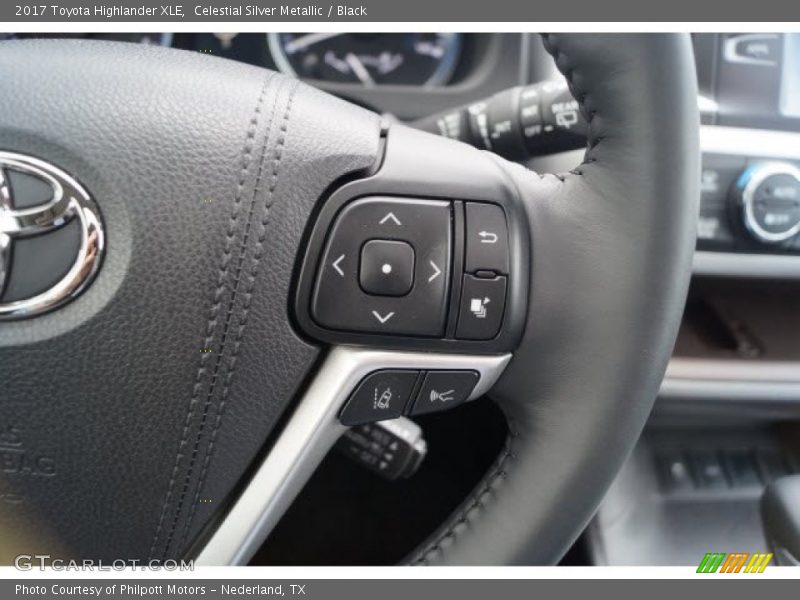 Controls of 2017 Highlander XLE