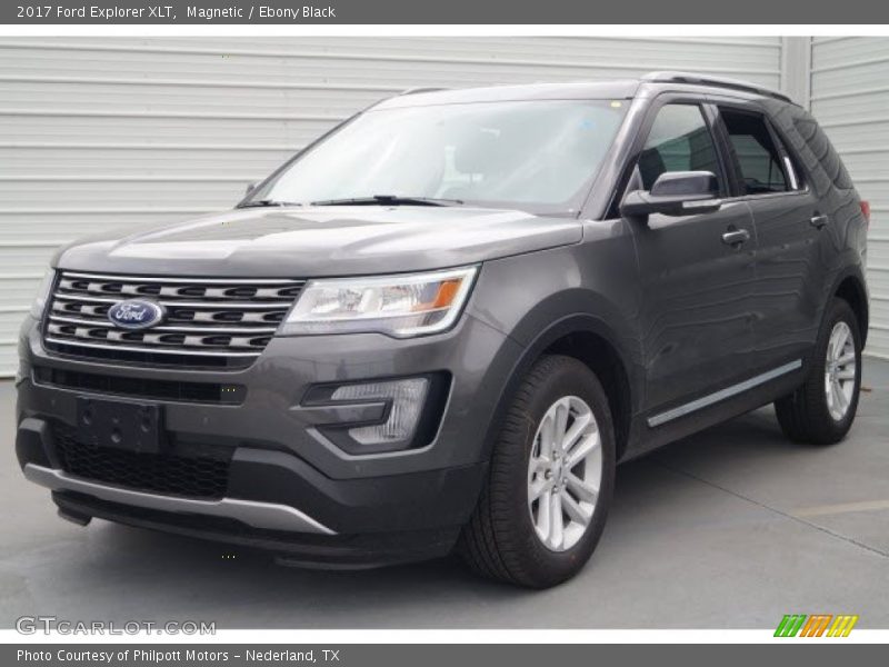 Magnetic / Ebony Black 2017 Ford Explorer XLT