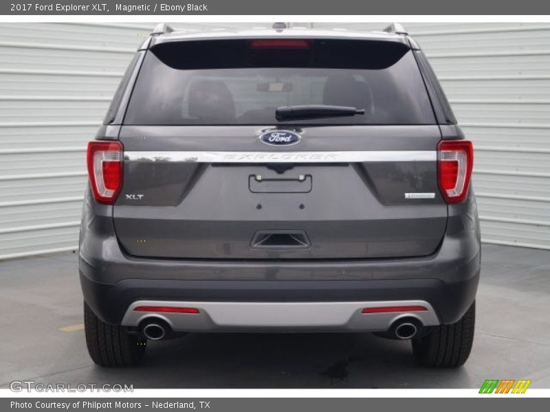 Magnetic / Ebony Black 2017 Ford Explorer XLT