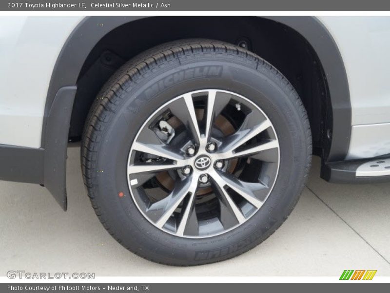 Celestial Silver Metallic / Ash 2017 Toyota Highlander LE