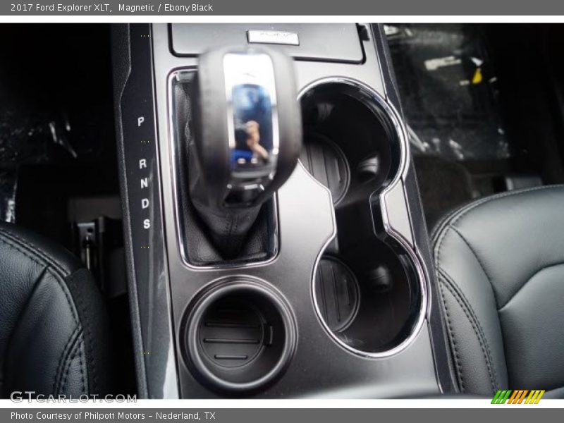 Magnetic / Ebony Black 2017 Ford Explorer XLT