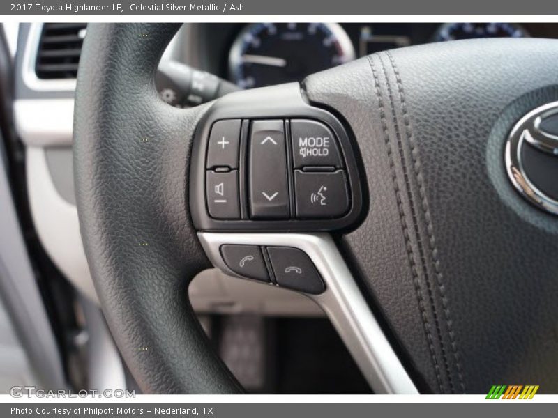 Celestial Silver Metallic / Ash 2017 Toyota Highlander LE