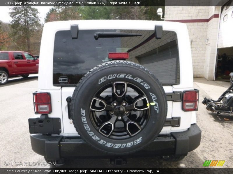 Bright White / Black 2017 Jeep Wrangler Unlimited Smoky Mountain Edition 4x4