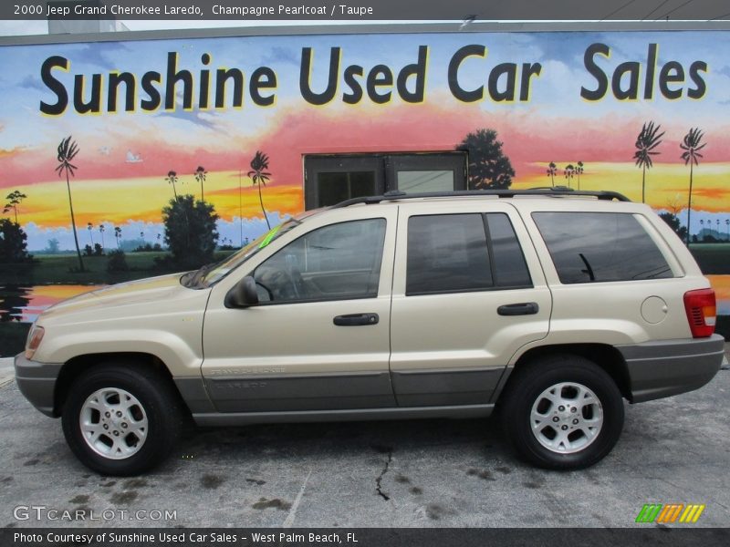 Champagne Pearlcoat / Taupe 2000 Jeep Grand Cherokee Laredo