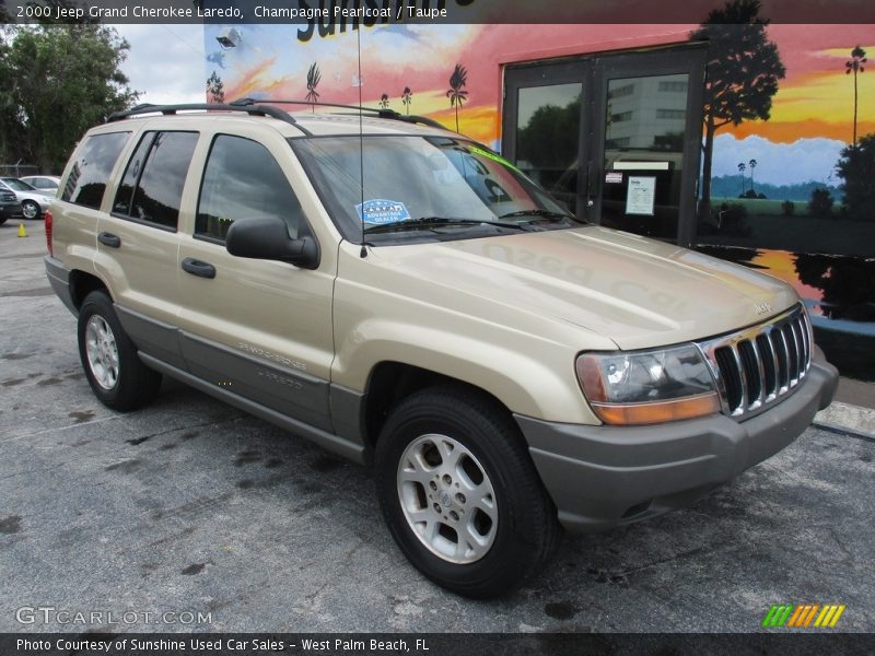 Champagne Pearlcoat / Taupe 2000 Jeep Grand Cherokee Laredo
