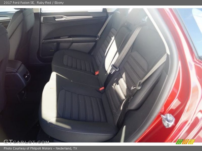 Ruby Red / Ebony 2017 Ford Fusion SE
