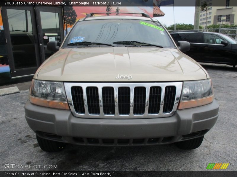 Champagne Pearlcoat / Taupe 2000 Jeep Grand Cherokee Laredo