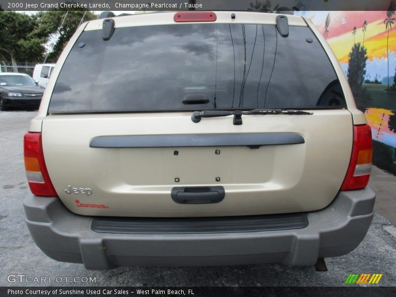 Champagne Pearlcoat / Taupe 2000 Jeep Grand Cherokee Laredo