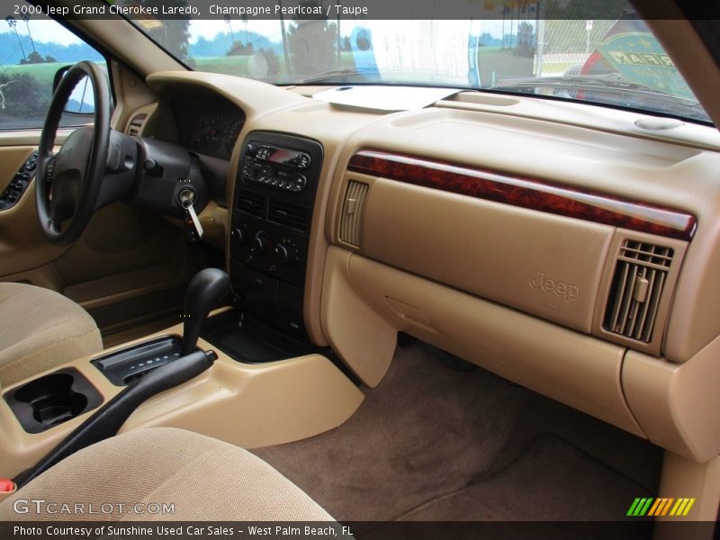 Champagne Pearlcoat / Taupe 2000 Jeep Grand Cherokee Laredo