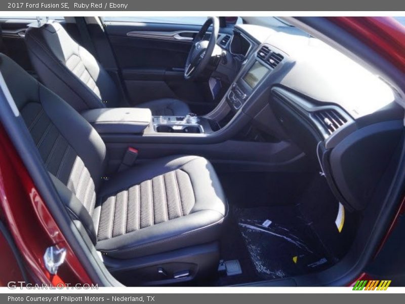 Ruby Red / Ebony 2017 Ford Fusion SE
