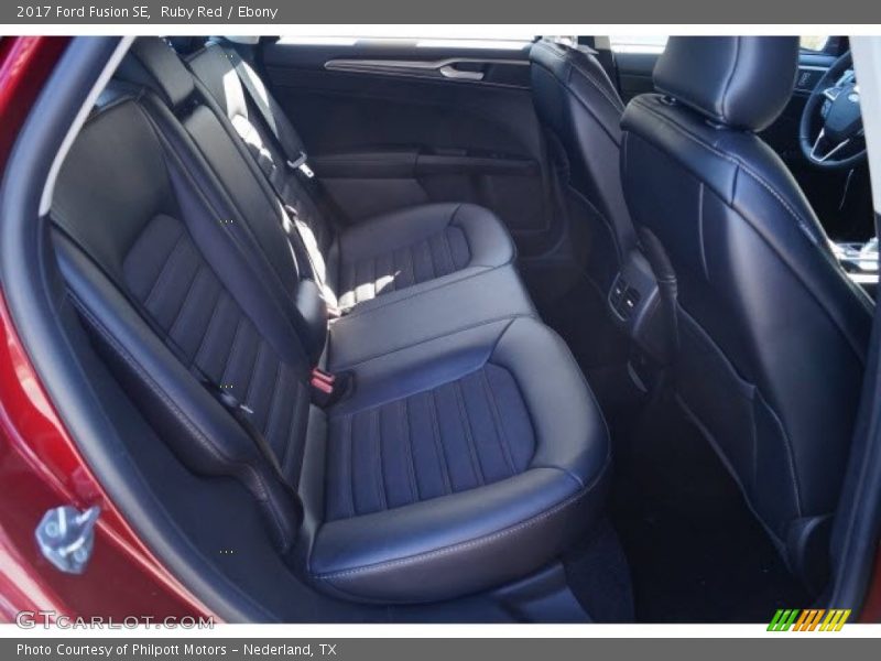 Ruby Red / Ebony 2017 Ford Fusion SE