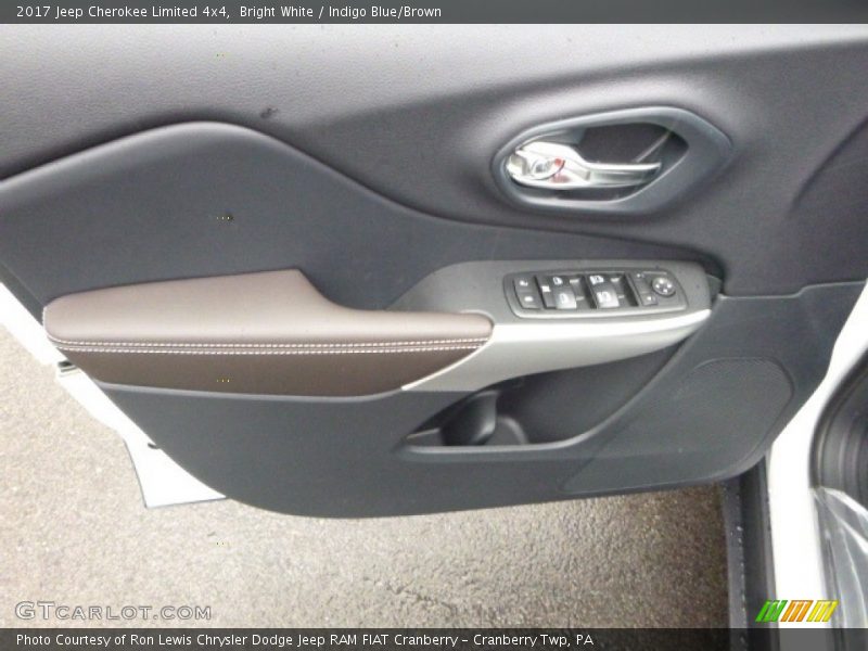 Door Panel of 2017 Cherokee Limited 4x4