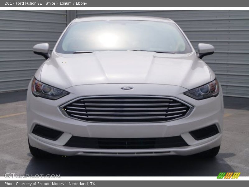 White Platinum / Ebony 2017 Ford Fusion SE