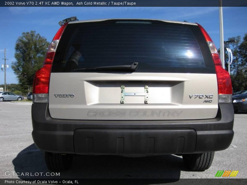 Ash Gold Metallic / Taupe/Taupe 2002 Volvo V70 2.4T XC AWD Wagon