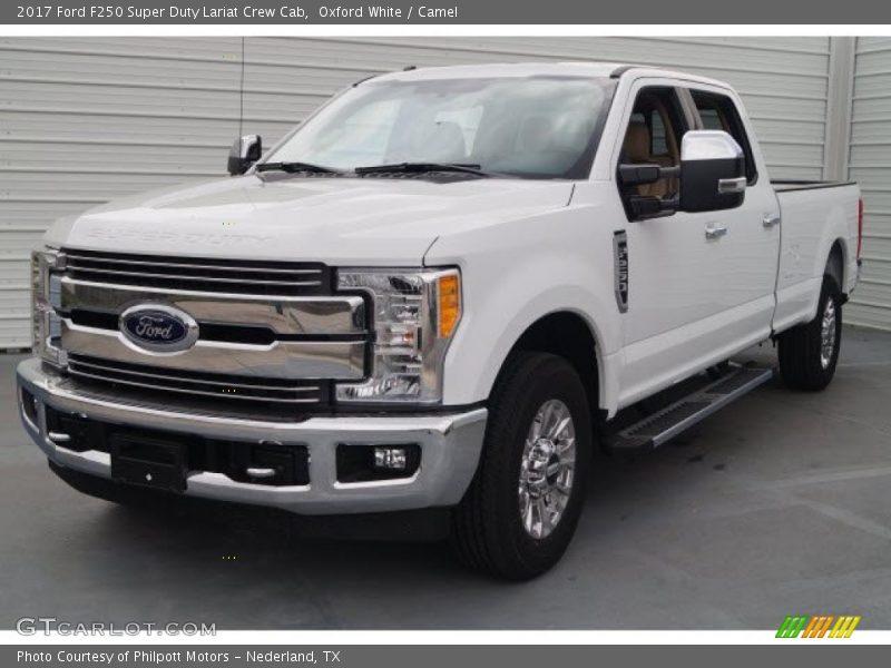 Oxford White / Camel 2017 Ford F250 Super Duty Lariat Crew Cab
