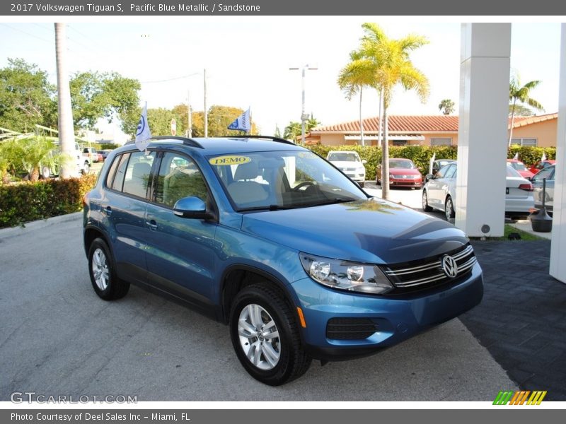 Pacific Blue Metallic / Sandstone 2017 Volkswagen Tiguan S